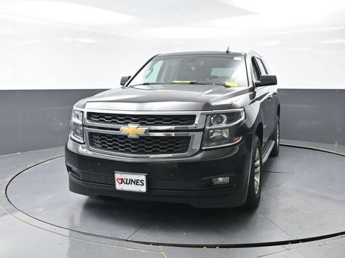 Used 2016 Chevrolet Tahoe LT w/ Luxury Package AWD/4WD image 6