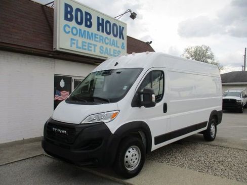 Used 2023 RAM ProMaster 2500 FWD image 1