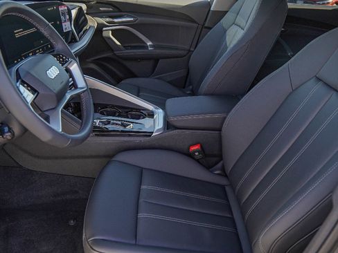 New 2025 Audi Q5 Premium Plus image 8
