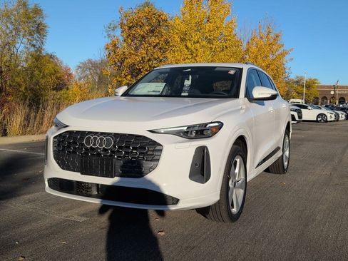 New 2025 Audi Q5 Premium Plus image 24