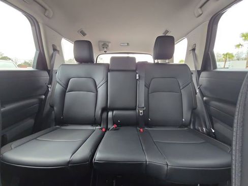 New 2026 Nissan Pathfinder SL image 33