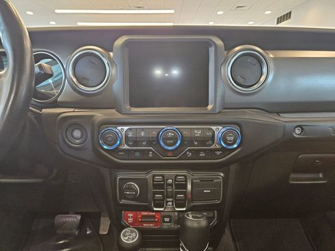 Used 2021 Jeep Wrangler Unlimited Rubicon 4xe w/ Steel Bumper Group image 15