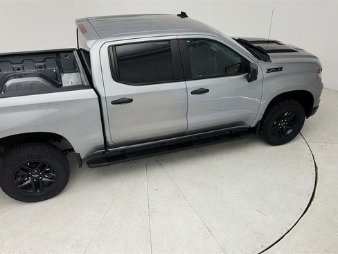 Used 2024 Chevrolet Silverado 1500 Custom Trail Boss w/ LPO, Dark Essentials Package image 41