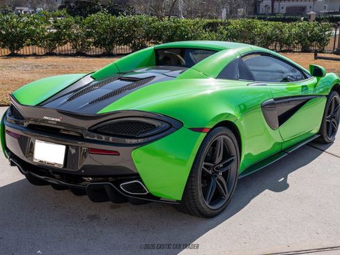 Used 2018 McLaren 570S Spider image 19