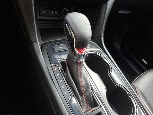 Used 2023 Chevrolet Equinox RS w/ RS Leather Package image 15