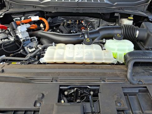 Certified 2024 Ford F150 XLT w/ Mobile Office Package image 27