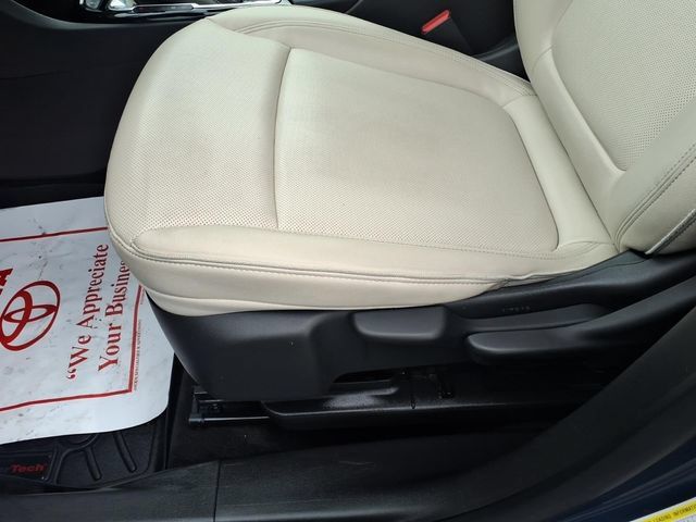 Used 2024 Buick Encore GX Sport Touring AWD/4WD image 13