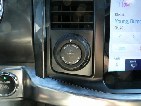 Certified 2021 Ford F150 Lariat w/ Equipment Group 502A High image 32