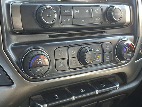 Used 2018 Chevrolet Silverado 1500 LT w/ Redline Edition image 15