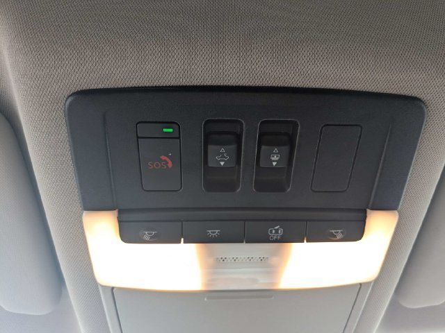Used 2023 Nissan Rogue SV w/ SV Premium B Package FWD image 29
