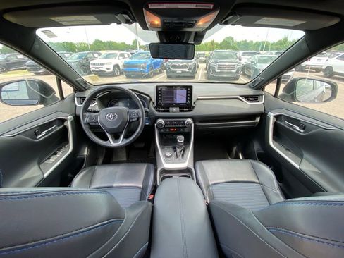 Used 2019 Toyota RAV4 XSE AWD/4WD image 19