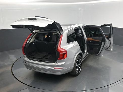 Used 2023 Volvo XC90 B6 Plus w/ Protection Package image 29
