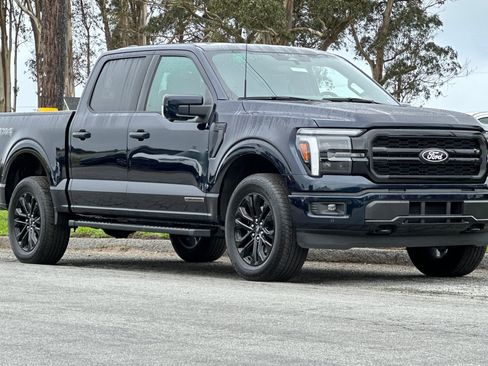 Used 2025 Ford F150 Lariat w/ Equipment Group 501A Mid AWD/4WD image 7