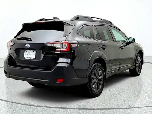 Used 2025 Subaru Outback Onyx Edition AWD/4WD image 5