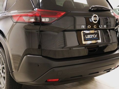 Used 2021 Nissan Rogue S FWD image 92