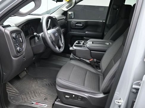 Used 2025 Chevrolet Silverado 1500 Custom Trail Boss w/ Turbomax Blackout Package AWD/4WD image 10