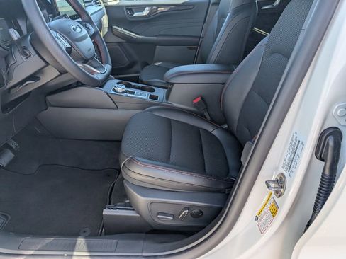 New 2026 Ford Escape ST-Line w/ Tech Pack #1 image 8