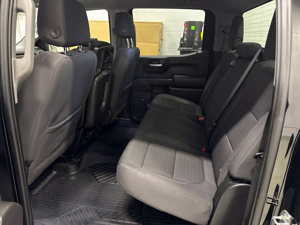 Used 2021 Chevrolet Silverado 1500 LT AWD/4WD image 26
