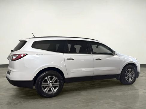 Used 2016 Chevrolet Traverse LT image 10