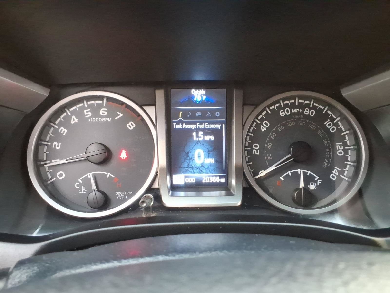 Used 2016 Toyota Tacoma SR5 w/ Towing Package RWD image 20