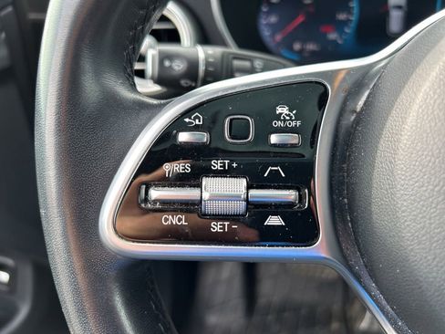 Used 2022 Mercedes-Benz GLC 300 4MATIC image 20