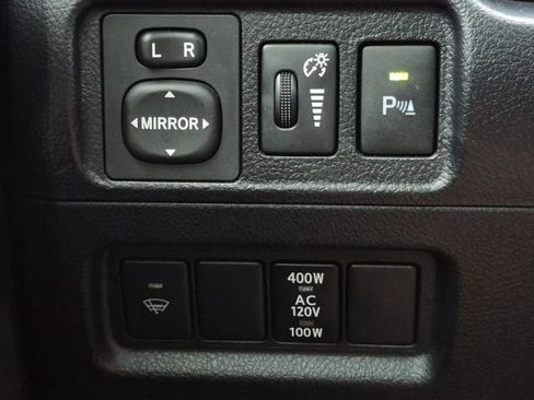 Used 2016 Toyota 4Runner Limited image 35