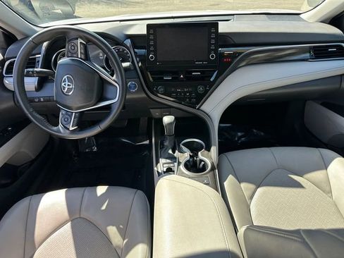 Certified 2023 Toyota Camry XLE FWD image 24
