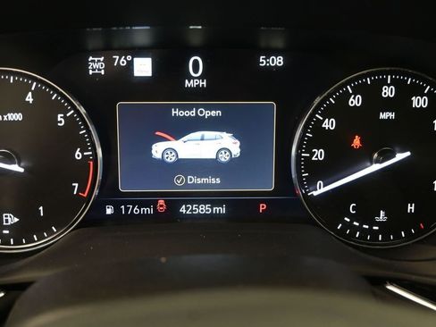 Used 2023 Buick Envision Avenir AWD/4WD image 22