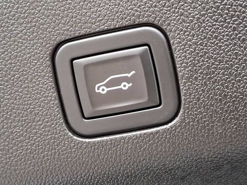 Used 2023 Chevrolet Tahoe LT AWD/4WD image 29