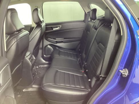 Used 2024 Ford Edge SEL w/ Convenience Package AWD/4WD image 16