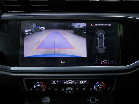 Used 2020 Audi Q3 2.0T Premium Plus w/ Premium Plus Package image 36