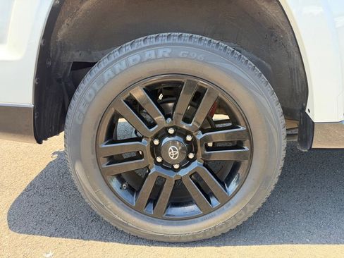 Used 2020 Toyota 4Runner Nightshade AWD/4WD image 10