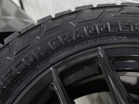 Used 2025 Lexus GX 550 w/ Accessory Package (Z1) image 52