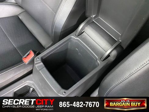 Used 2018 Volkswagen Tiguan SEL w/ R-Line Package AWD/4WD image 24