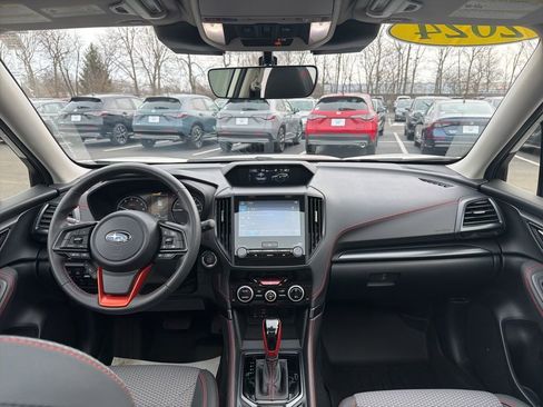 Used 2024 Subaru Forester Sport image 12