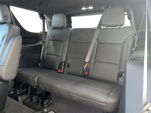 Used 2021 Chevrolet Tahoe Z71 w/ Rear Media and Nav Package image 18