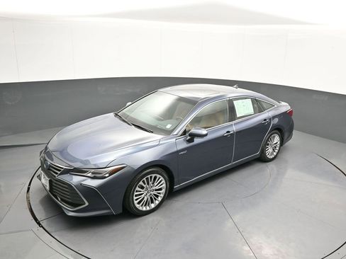 Used 2020 Toyota Avalon Limited image 33