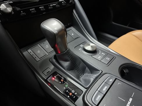 Used 2025 Lexus IS 350 F Sport w/ Accessory Package 2 image 25