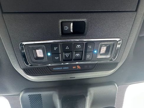 Certified 2025 Ford F150 Lariat AWD/4WD image 17