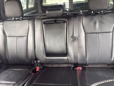 Used 2019 Ford F150 Lariat w/ Equipment Group 502A Luxury image 15