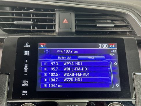 Used 2016 Honda Civic EX-T image 19