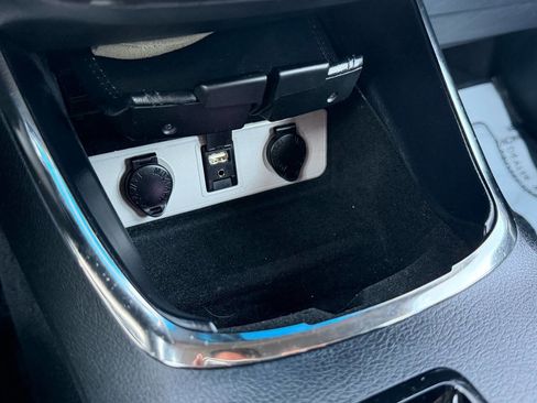 Used 2015 Toyota Avalon XLE image 48