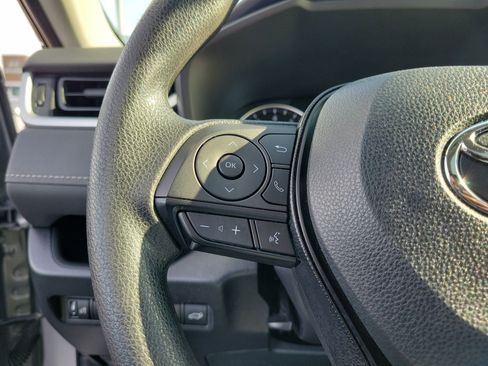Used 2019 Toyota RAV4 XLE image 22
