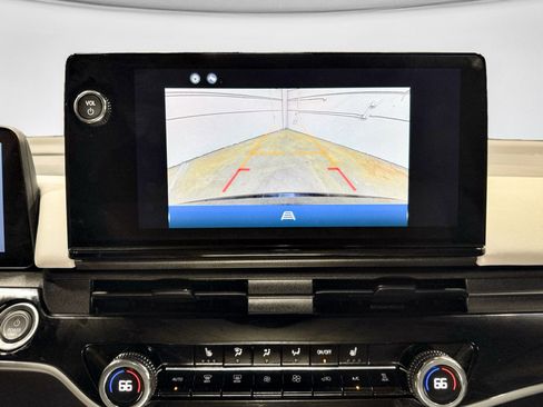 Used 2024 Honda Prologue Touring image 14