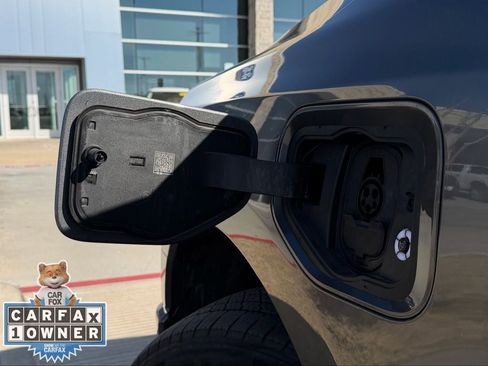 Used 2024 Ford F150 Lightning XLT image 14