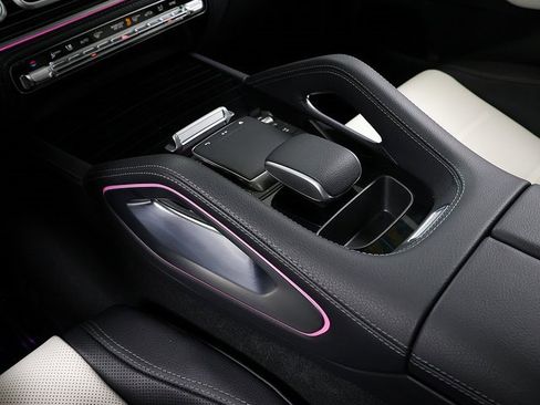 Certified 2026 Mercedes-Benz GLE 450 GLE 450 image 24