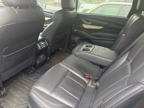 Used 2021 Subaru Ascent Limited w/ Technology Package image 13