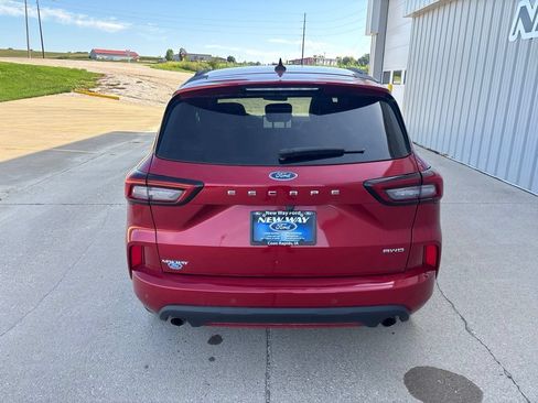 Used 2023 Ford Escape ST-Line w/ Tech Pack #1 AWD/4WD image 3