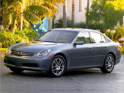 Used 2005 INFINITI G35 x Sedan w/ (P03) Premium Pkg C AWD/4WD image 1