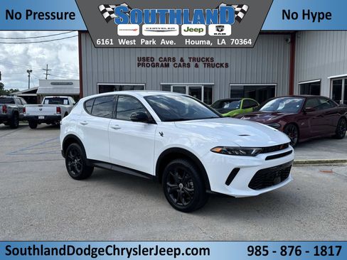 Used 2024 Dodge Hornet GT w/ GT Blacktop Package AWD/4WD image 1